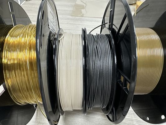 Guter Preis 1.75mm 3D-Druckfilament in PEI Harz Bernsteinfarbe mit hohem Zugmodul von 3850Mpa Online
